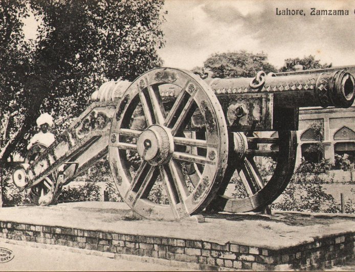 "ਅਖੇ, ਨਹਿੰਗ ਭੰਗ ਪੀਂਦੇ ਹਨ" - ਹਰਕਿਰਨ ਜੀਤ ਸਿੰਘ ਰਾਮਗੜ੍ਹੀਆ