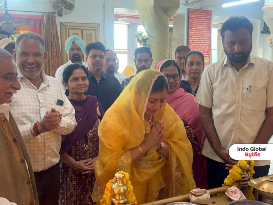 ਰਾਮ ਨੋਮੀ ਤੇ ਦੁਰਗਾ ਅਸ਼ਟਮੀ ਮੌਕੇ ਖੁਸ਼ਬੂ ਸਵਨਾ ਵੱਲੋਂ ਹਨੂਮਾਨ ਮੰਦਰ ਵਿੱਚ ਮੱਥਾ ਟੇਕਿਆ